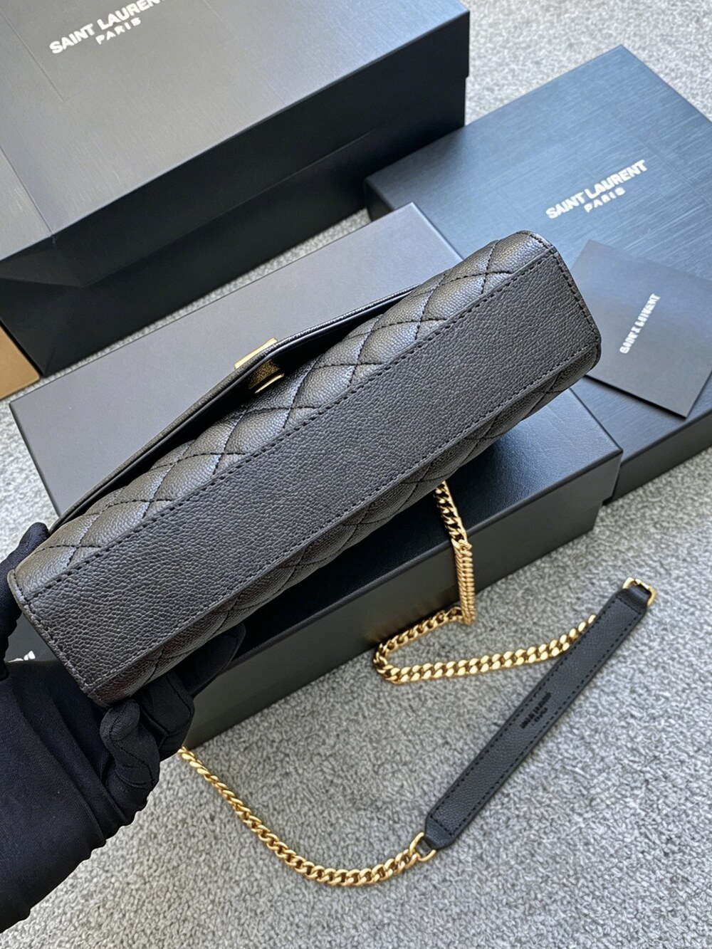 YSL Medium Quilted Leather Bag - Picture 6 of 6